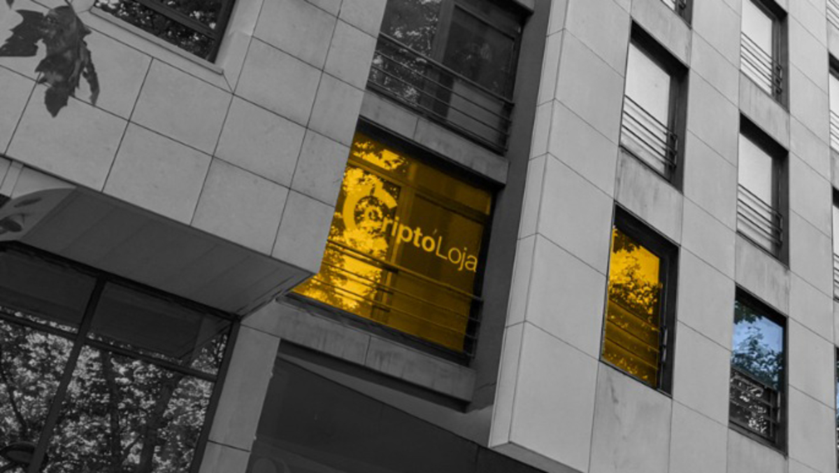 Corretora CriptoLoja em prédio