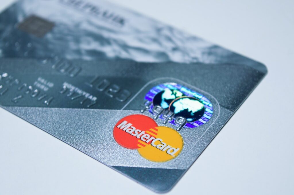cartão mastercard que dá pontos como recompensa
