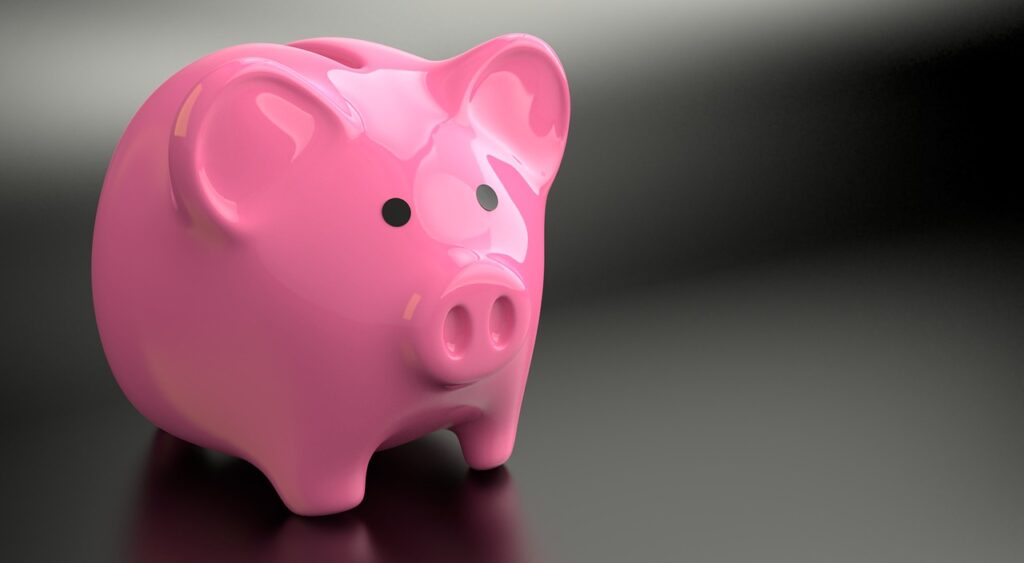 Cofrinho de porquinho, simbolizando economia e como funciona crédito consolidado