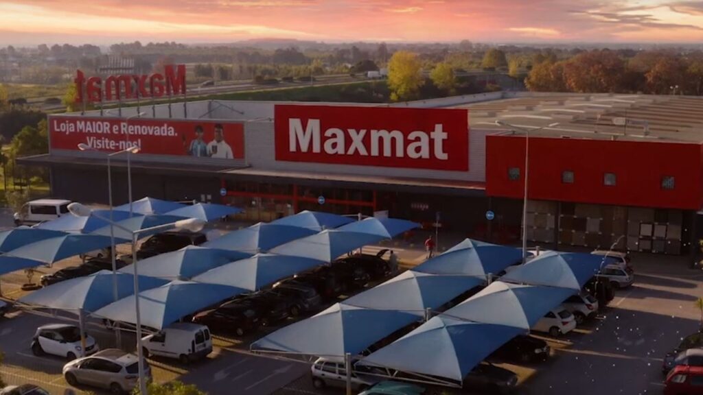 Loja MaxMat de fora